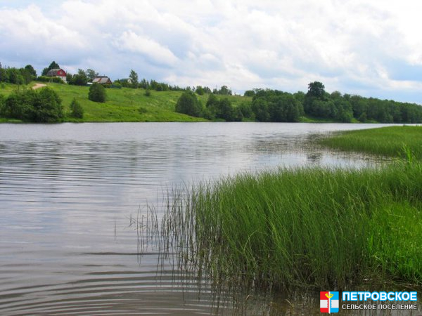 Спасское, вид с Ивановского берега