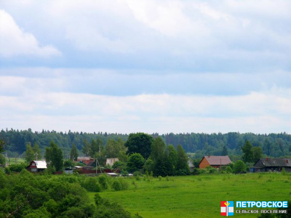 Спасское - вид со стороны Ивановского